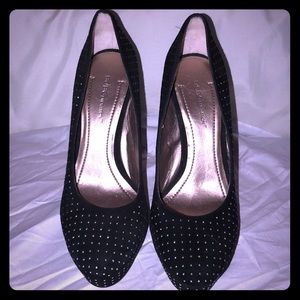 BCBG size (9) shoes in GREAT condition.